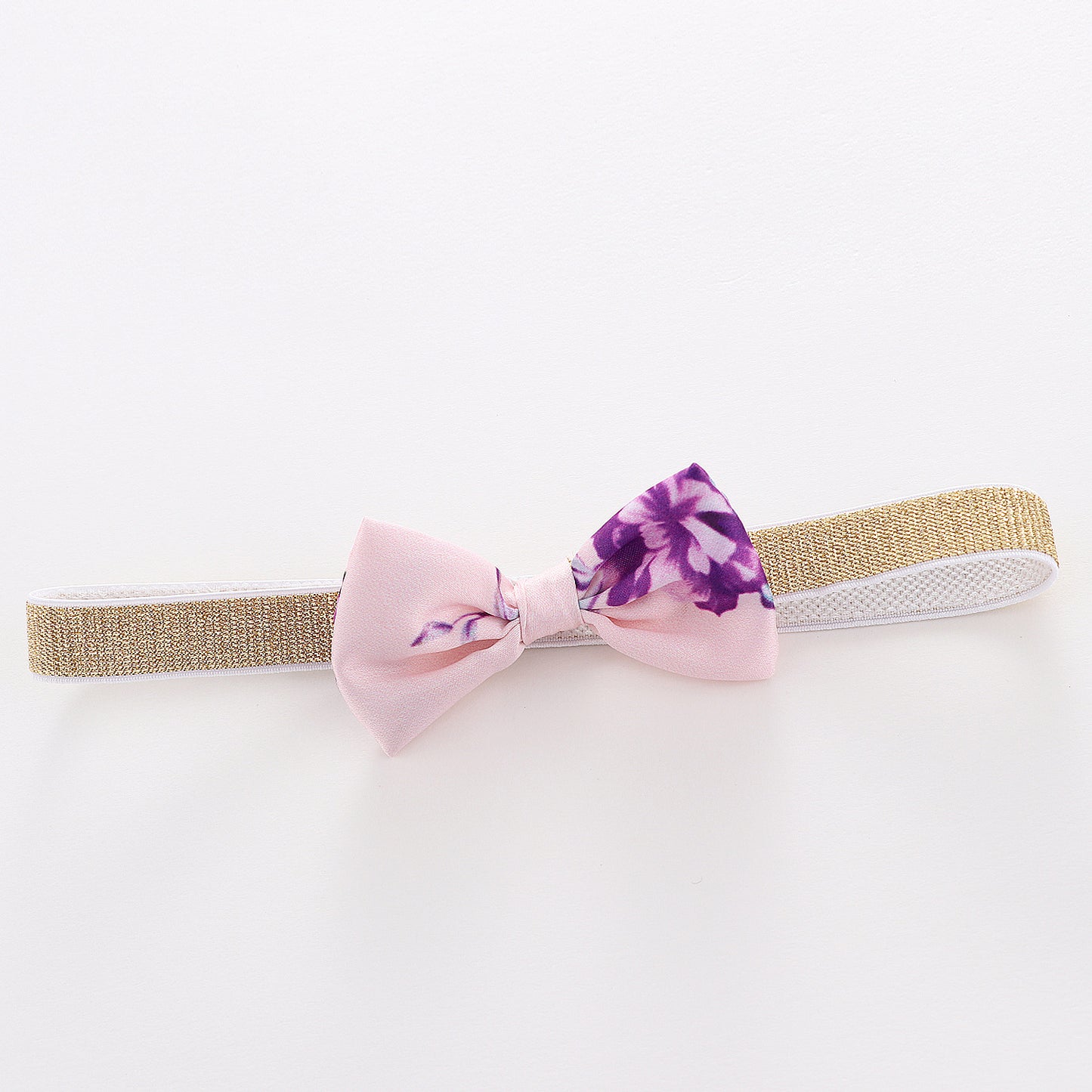 The factory sells directly the Korean version of the summer dress for girls and children in 2021. The baby summer princess dress is a cross-border hair substitute.