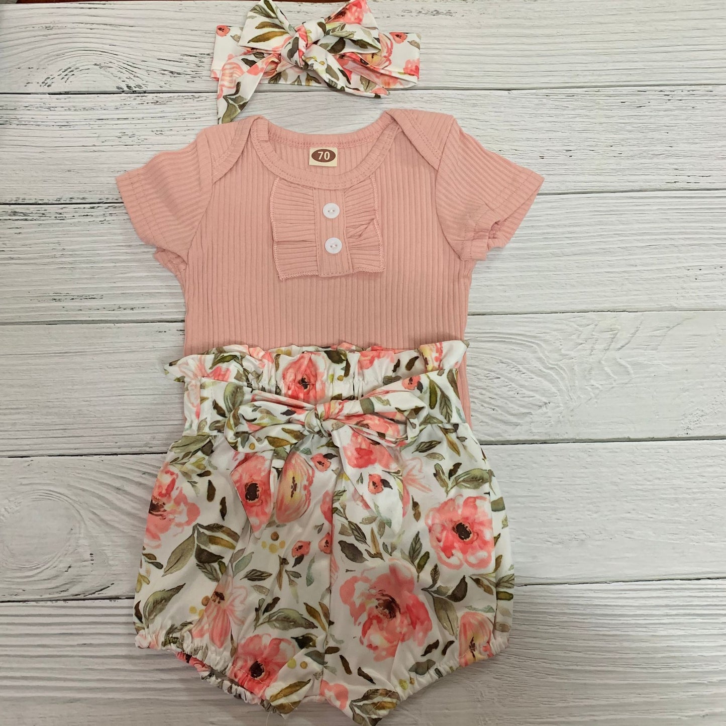 New Baby Girl 3 PCS Outfit Set Solid Color Short Sleeve Ruffle Button Closure Romper Short Flower Waist Belt Pants Hair Band