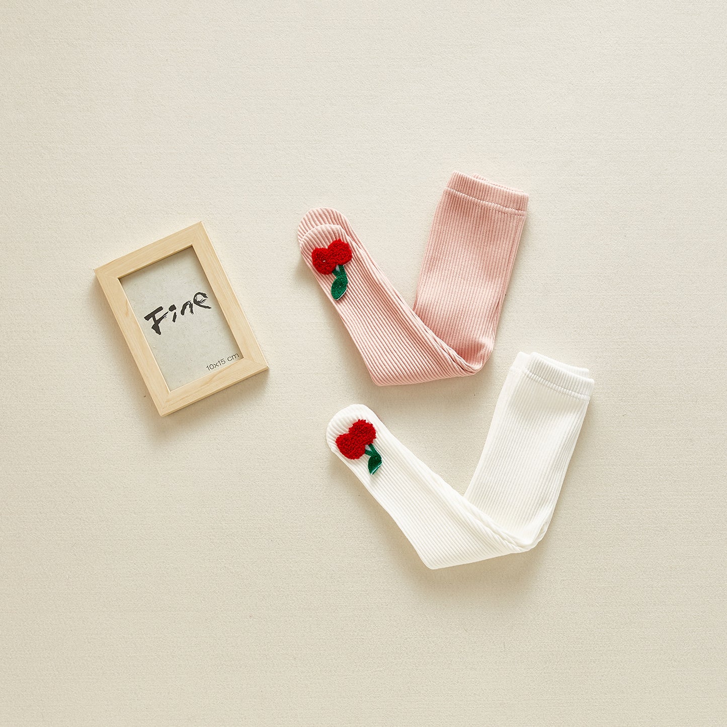 Spring and autumn new baby cute cherry leggings cotton wild pp pantyhose