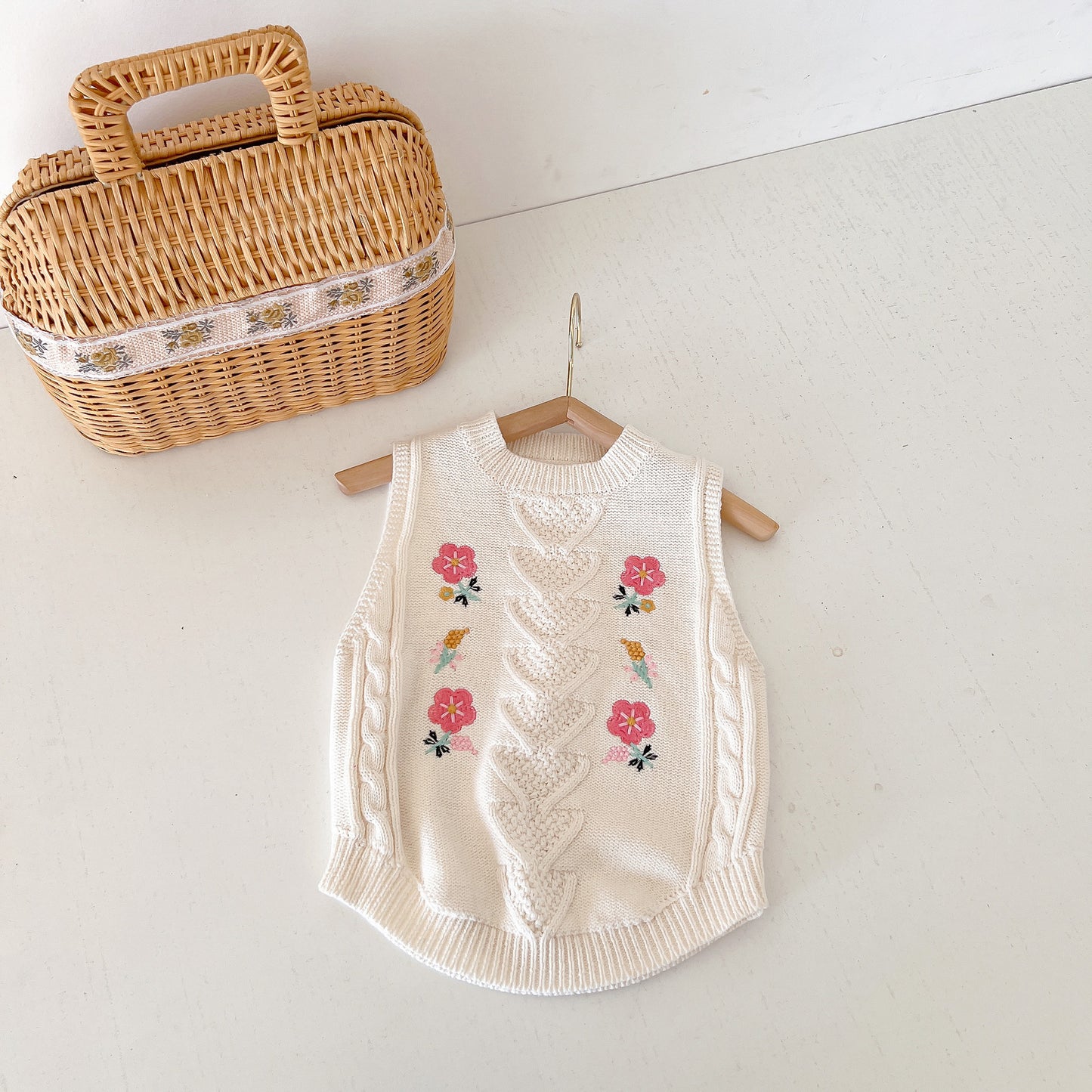 Spring baby girl all match baby 0-2 years old cardigan cotton yarn knitted sweater embroidered round neck vest