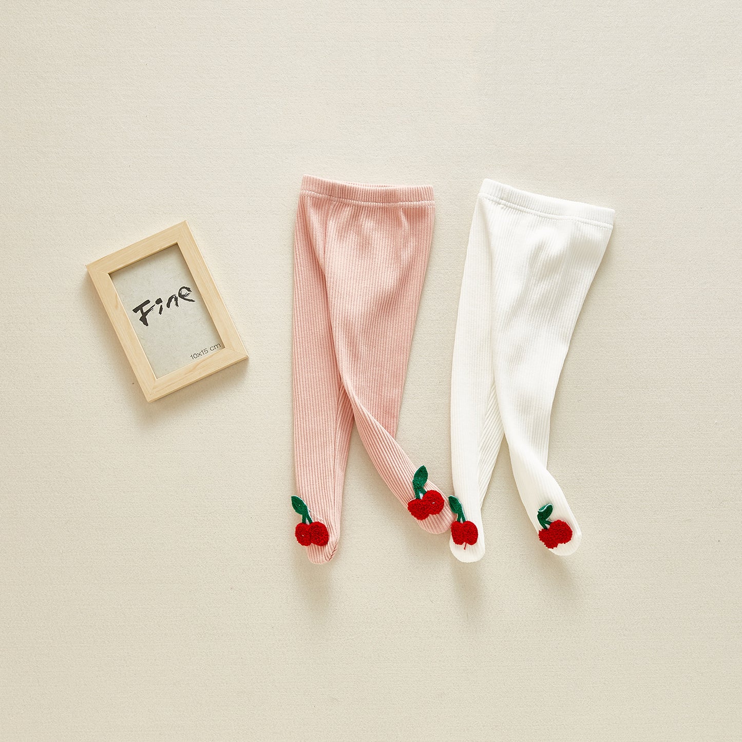 Spring and autumn new baby cute cherry leggings cotton wild pp pantyhose