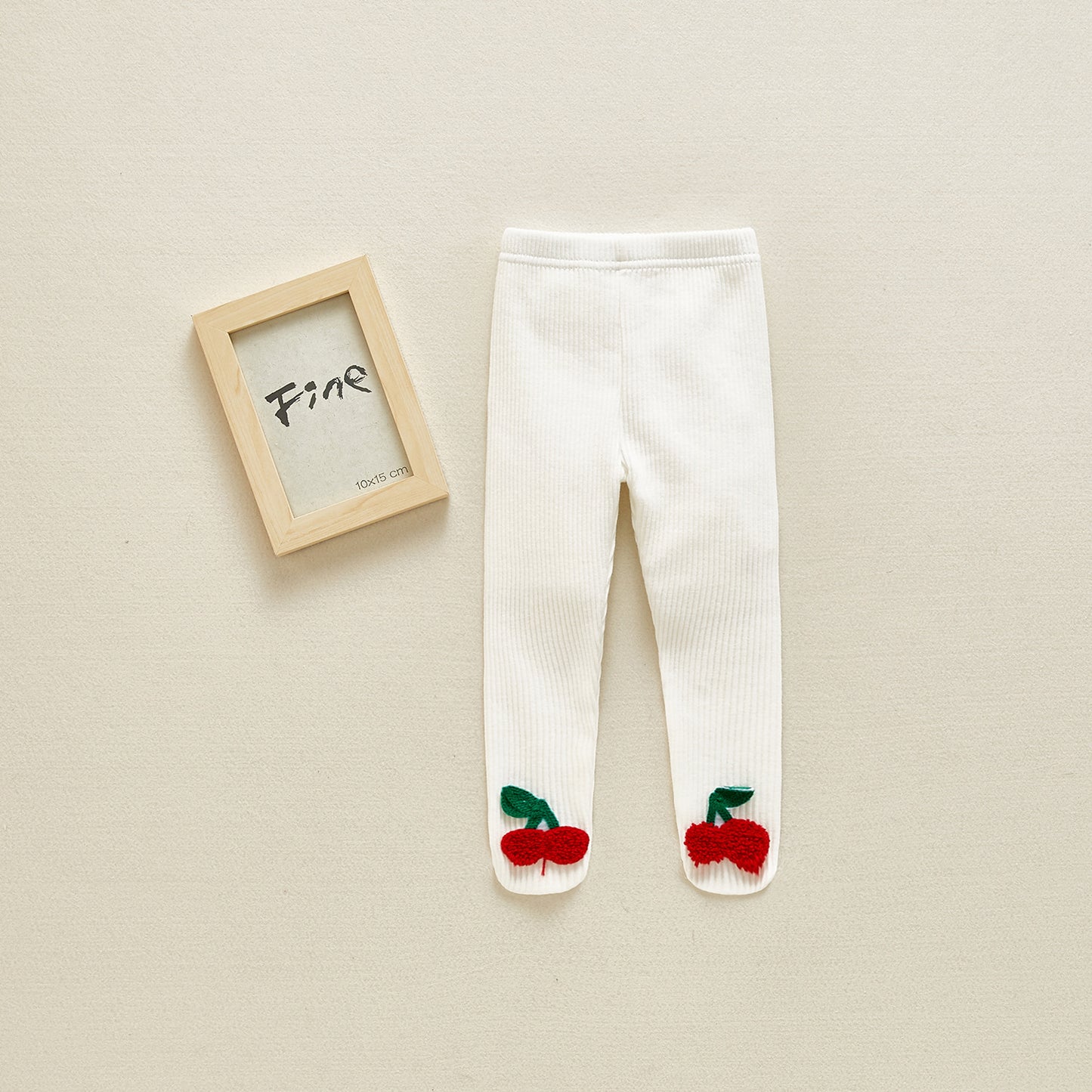 Spring and autumn new baby cute cherry leggings cotton wild pp pantyhose
