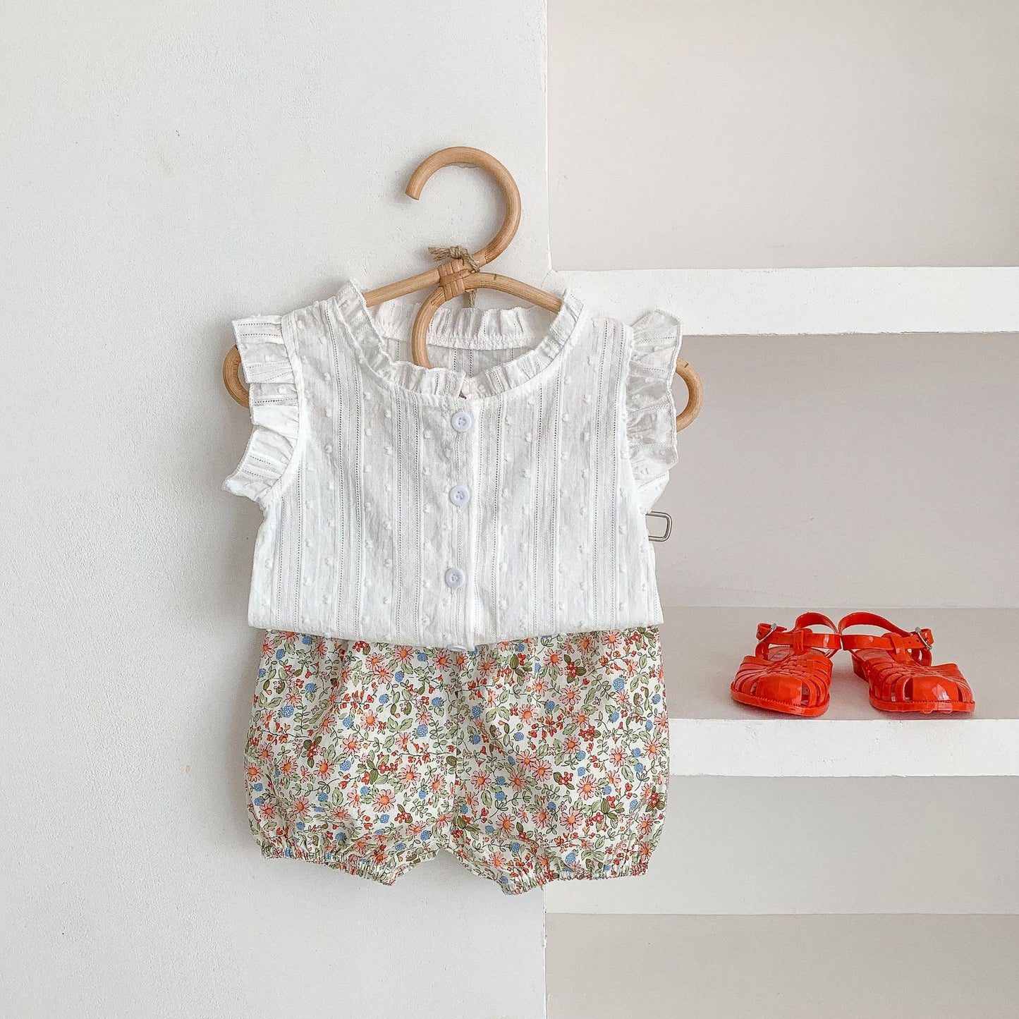 Summer Ins Infant Small Fresh Flying Sleeve Open Button Top + Small Floral Shorts Girl Baby 2-piece suit