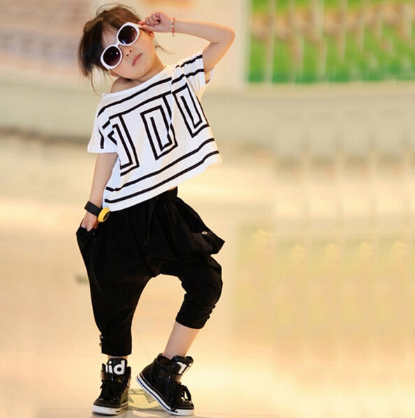Kinderen Hiphop Kleding Sets Meisjes Sport Pak Zomer Vleermuis Mouw + Harembroek Kids Baby Meisje Kleding Past meisjes 2 stks/set