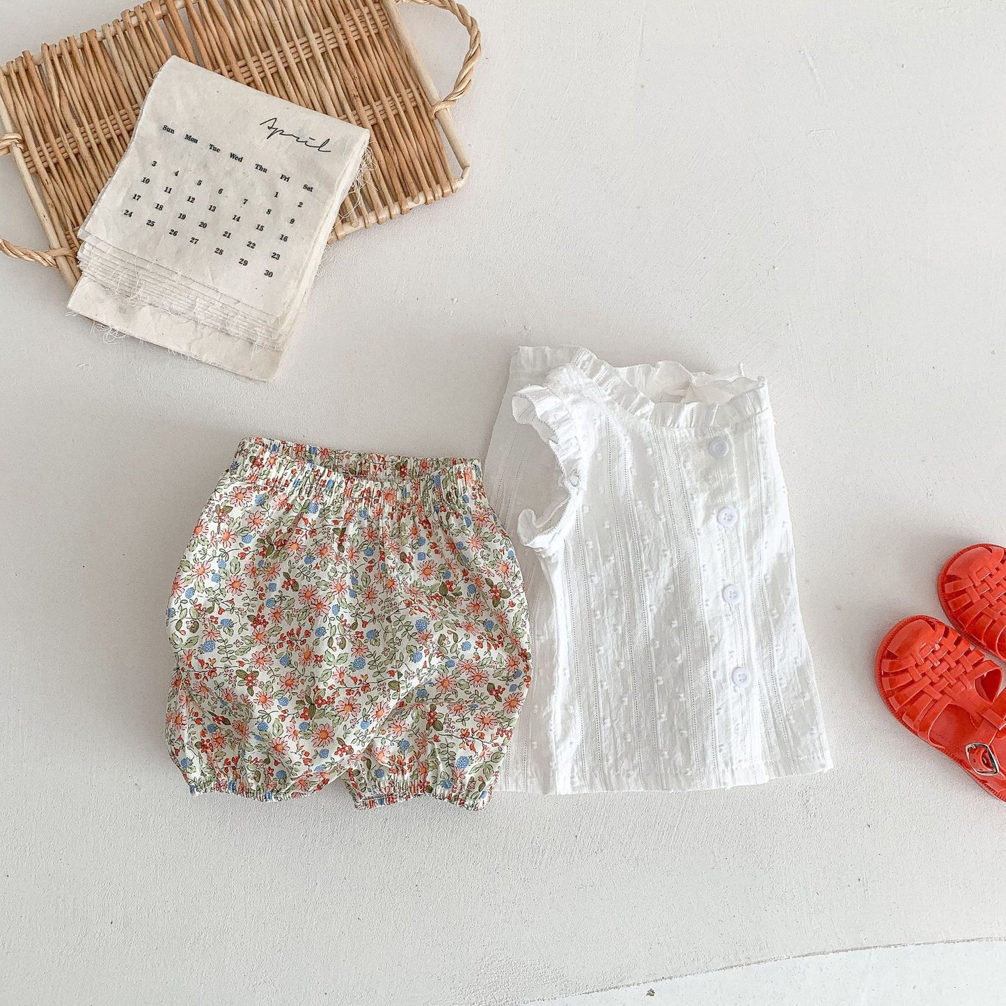 Summer Ins Infant Small Fresh Flying Sleeve Open Button Top + Small Floral Shorts Girl Baby 2-piece suit